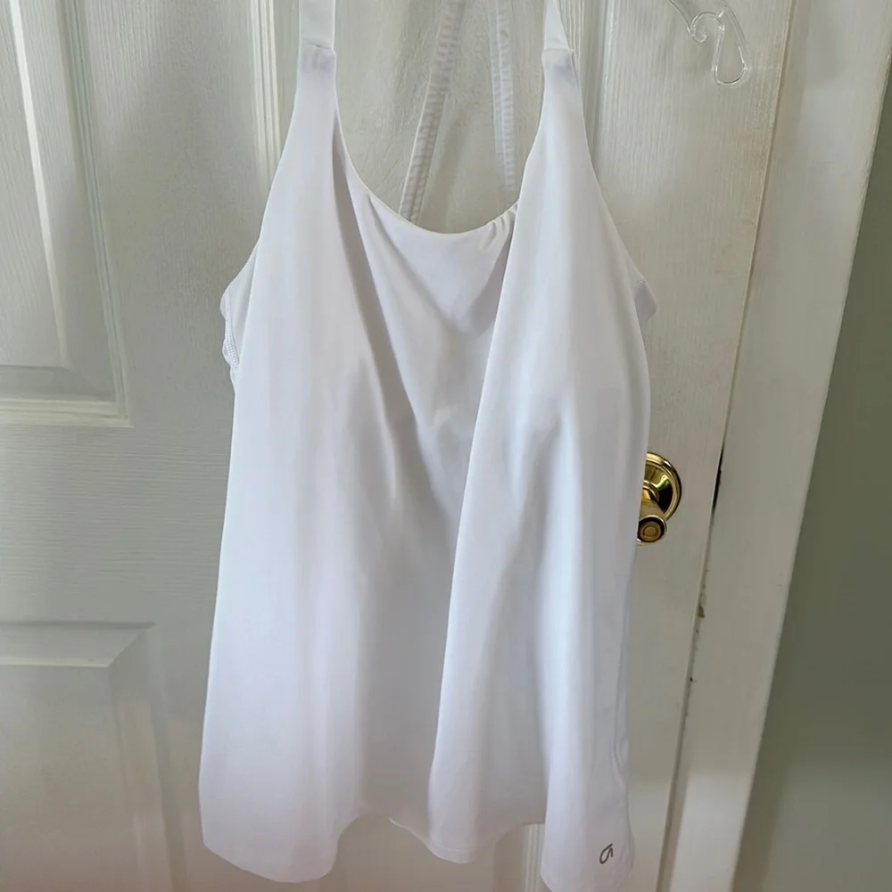 Gap workout top - Picture 1 of 4